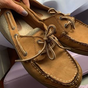 Boat shoes